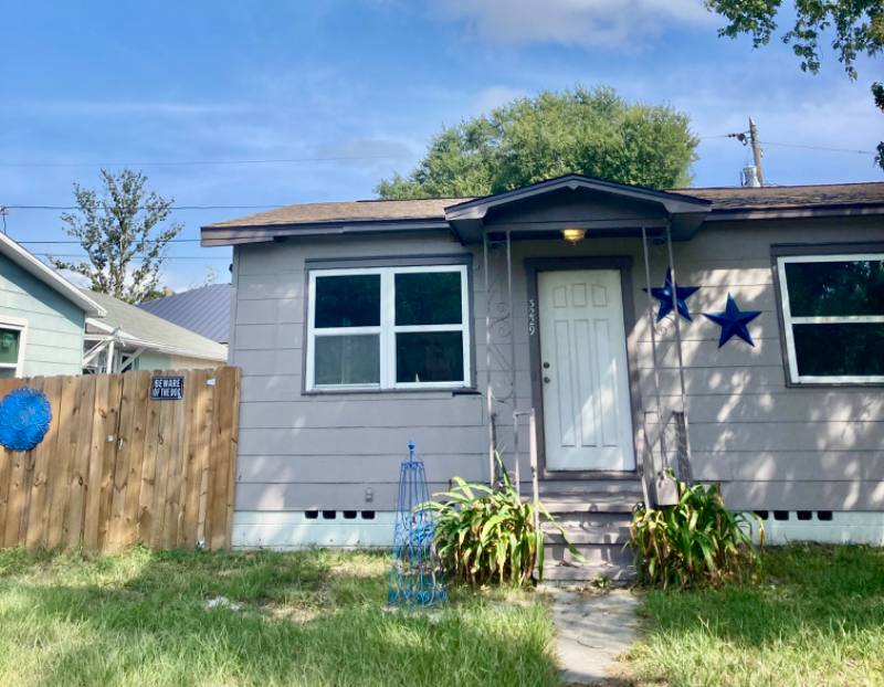 House for rent at 3229 49th St N, Saint Petersburg, FL 33710