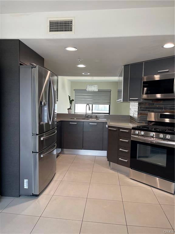 Townhouse for rent at 1432 Barrington Way #108, Glendale, CA 91206