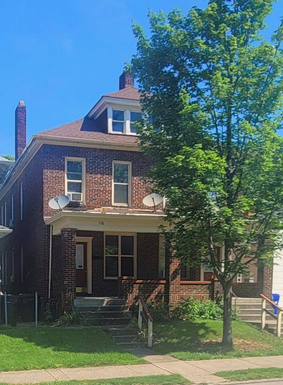 Townhouse for rent at 116 E Hudson St, Columbus, OH 43202