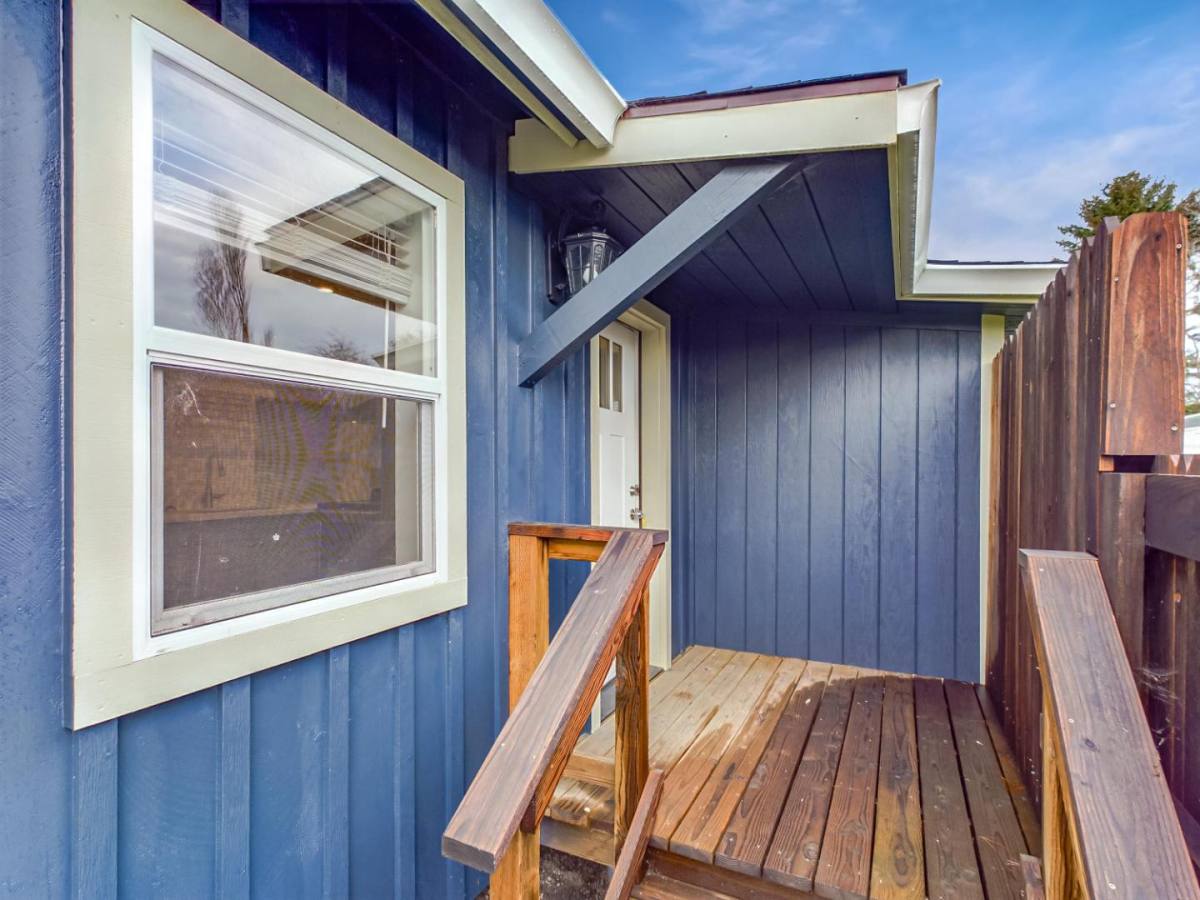 Apartment for rent at 1768 Mygina Ave B, McKinleyville, CA 95519