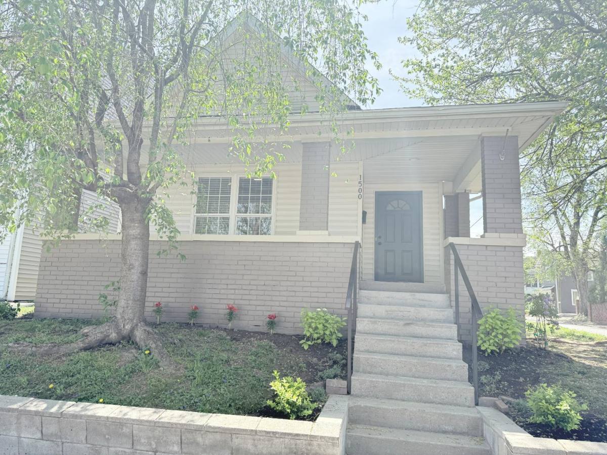House for rent at 1500 E Market St, New Albany, IN 47150
