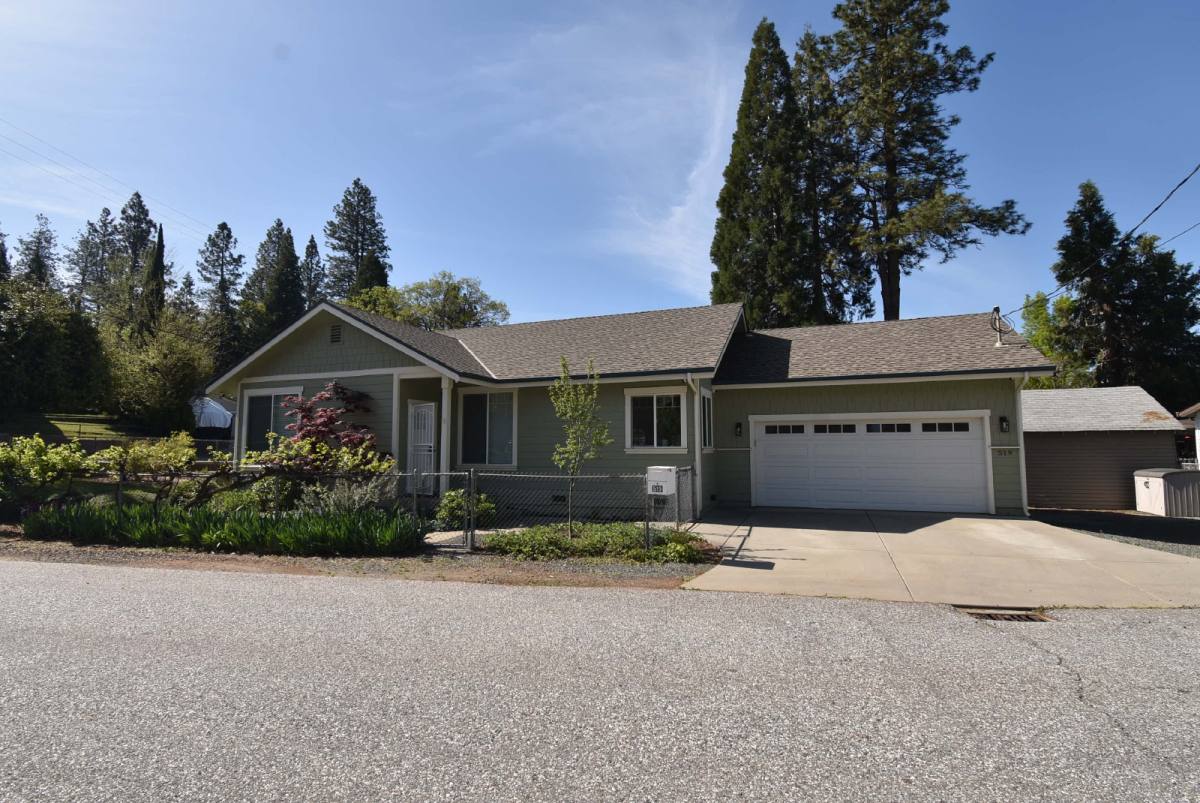 House for rent at 519 Saint Patricks Dr, Grass Valley, CA 95945