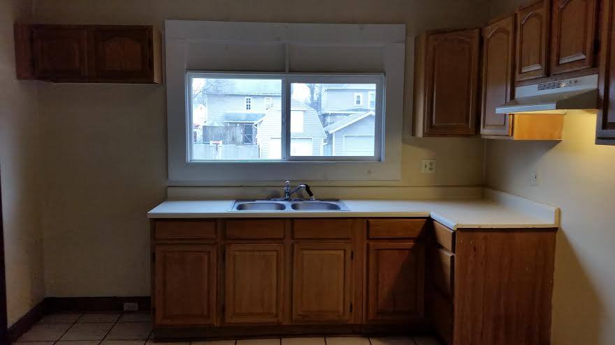 Townhouse for rent at 646 N Freedom Ave, Alliance, OH 44601
