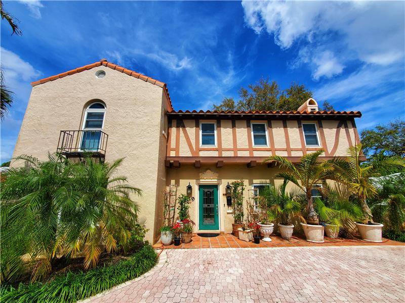 House for rent at 339 NE 96th St, Miami, FL 33138