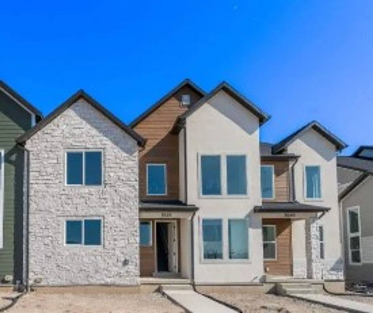 Townhouse for rent at 6634 Goat Mountain Lane, Herriman, UT 84096