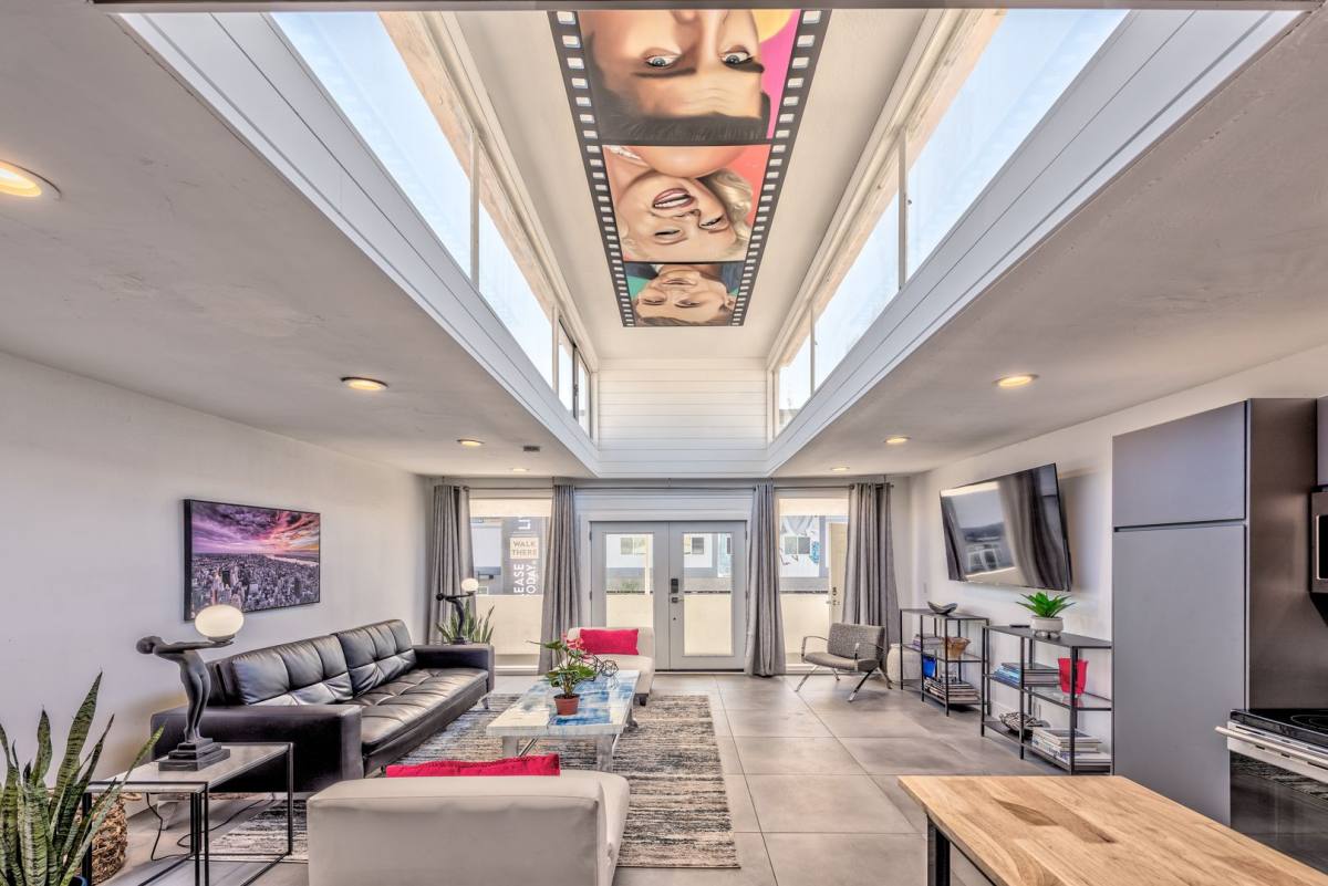 Apartment for rent at 1228 S Casino Center Blvd, Las Vegas, NV 89104