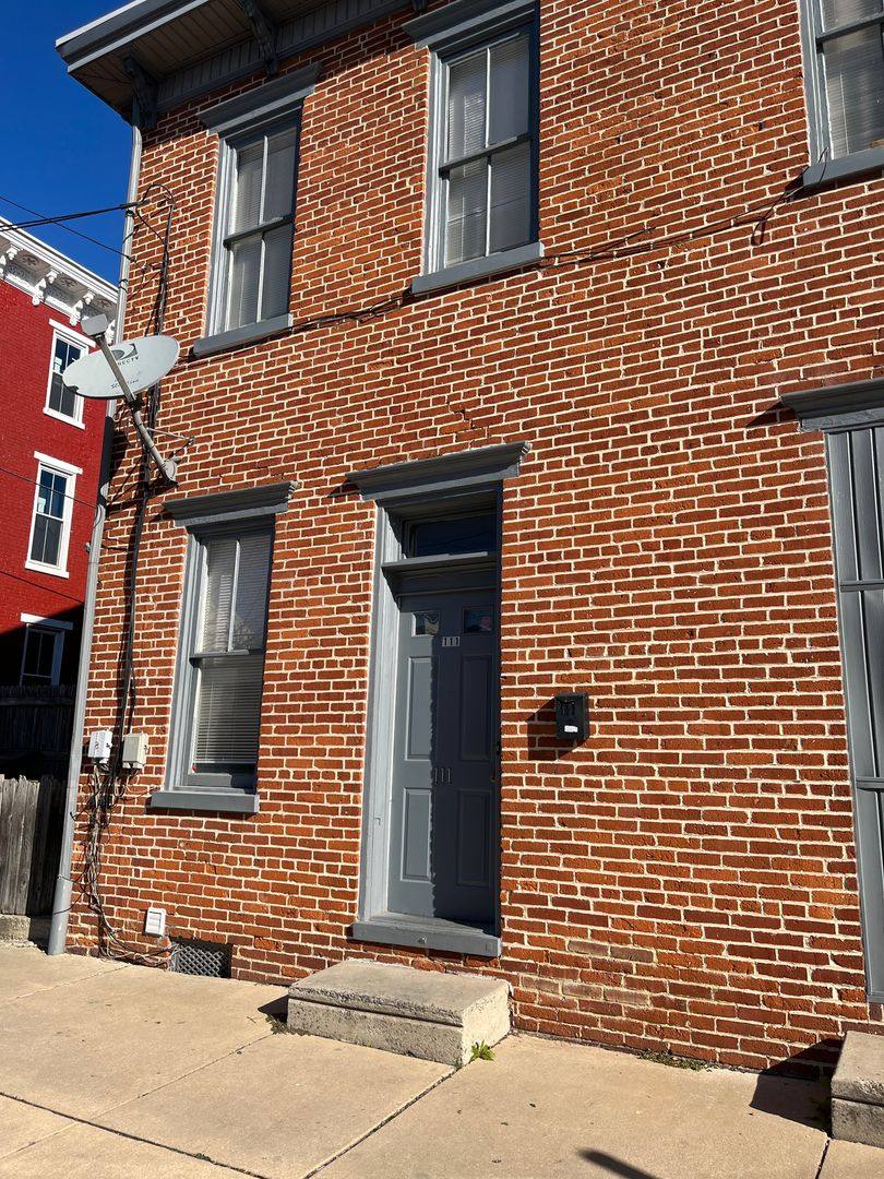 Apartment for rent at 115 N 3rd St, Columbia, PA 17512
