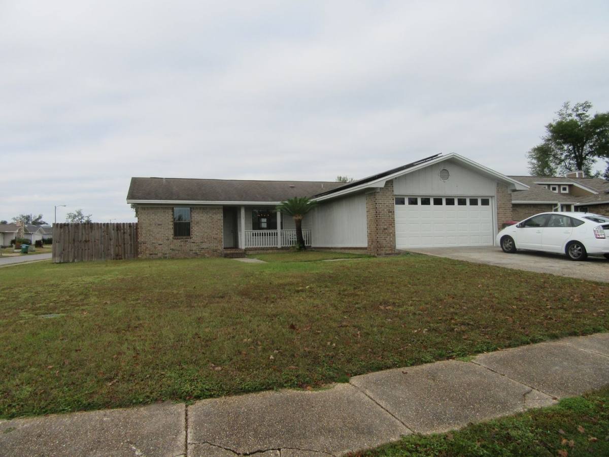 House for rent at 7707 Shadow Bay Dr, Panama City, FL 32404