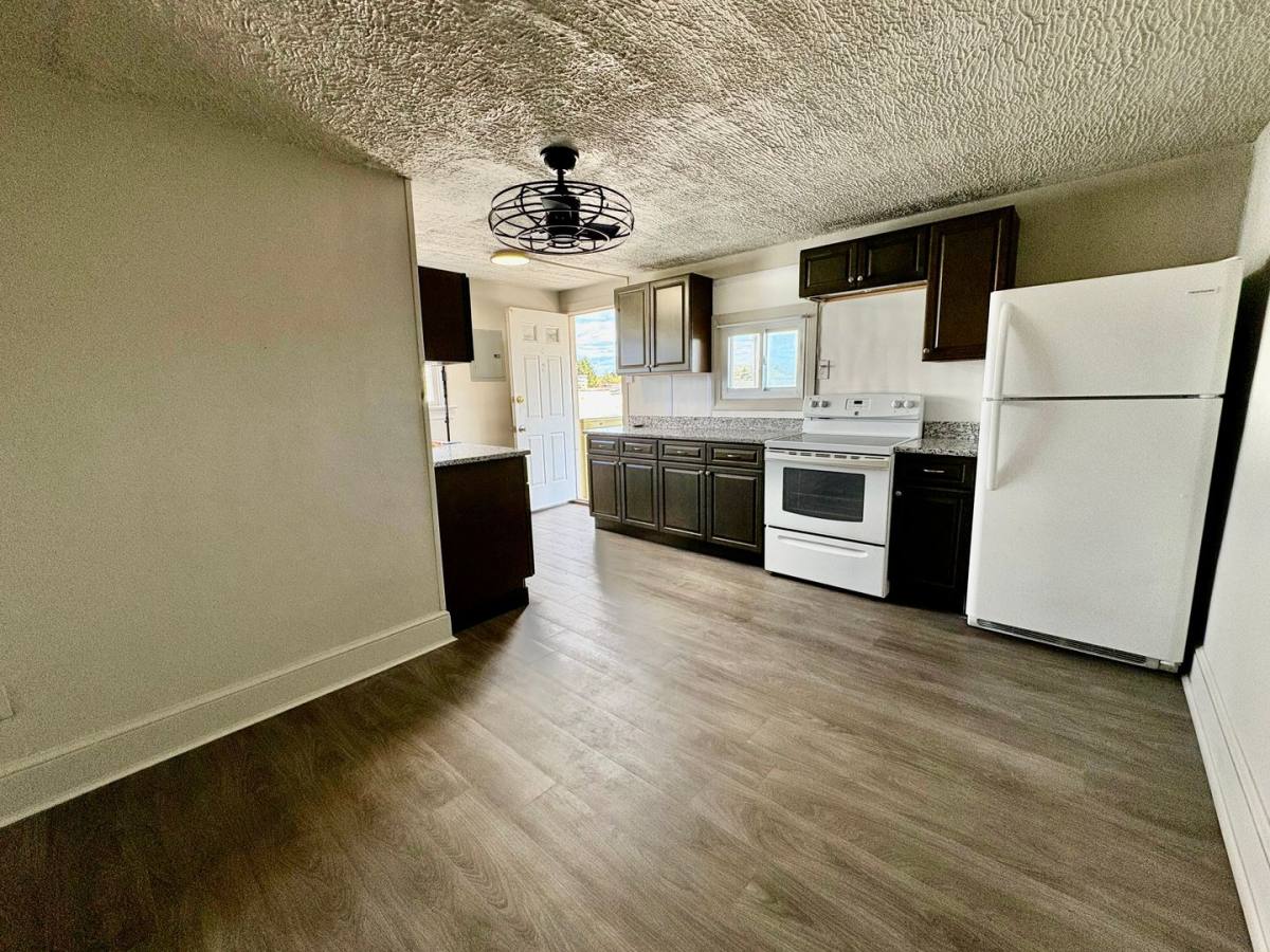 Apartment for rent at 1164 E King St, York, PA 17403
