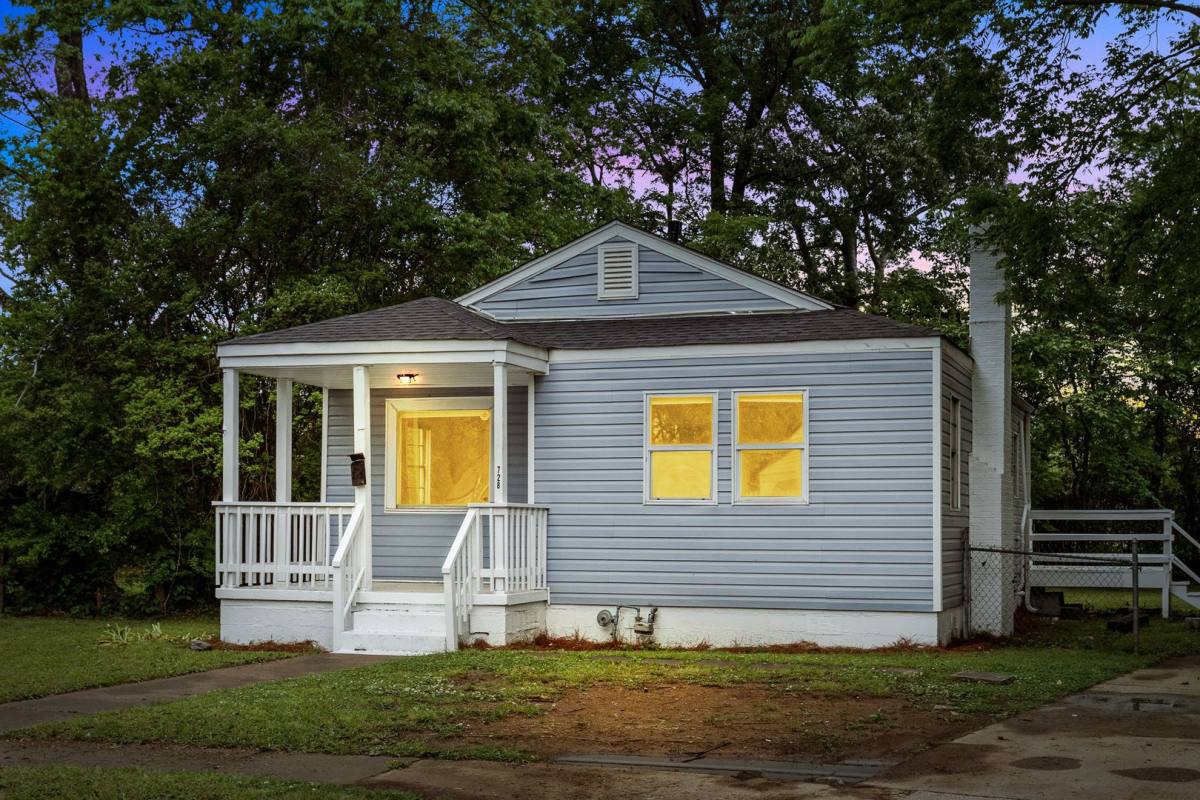 House for rent at 728 39th Place, Fairfield, AL 35064