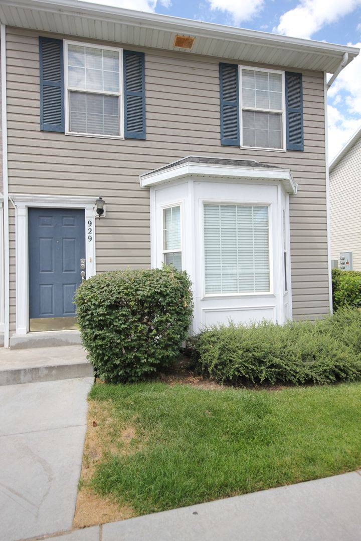 Townhouse for rent at 929 N 1760 W, Provo, UT 84604