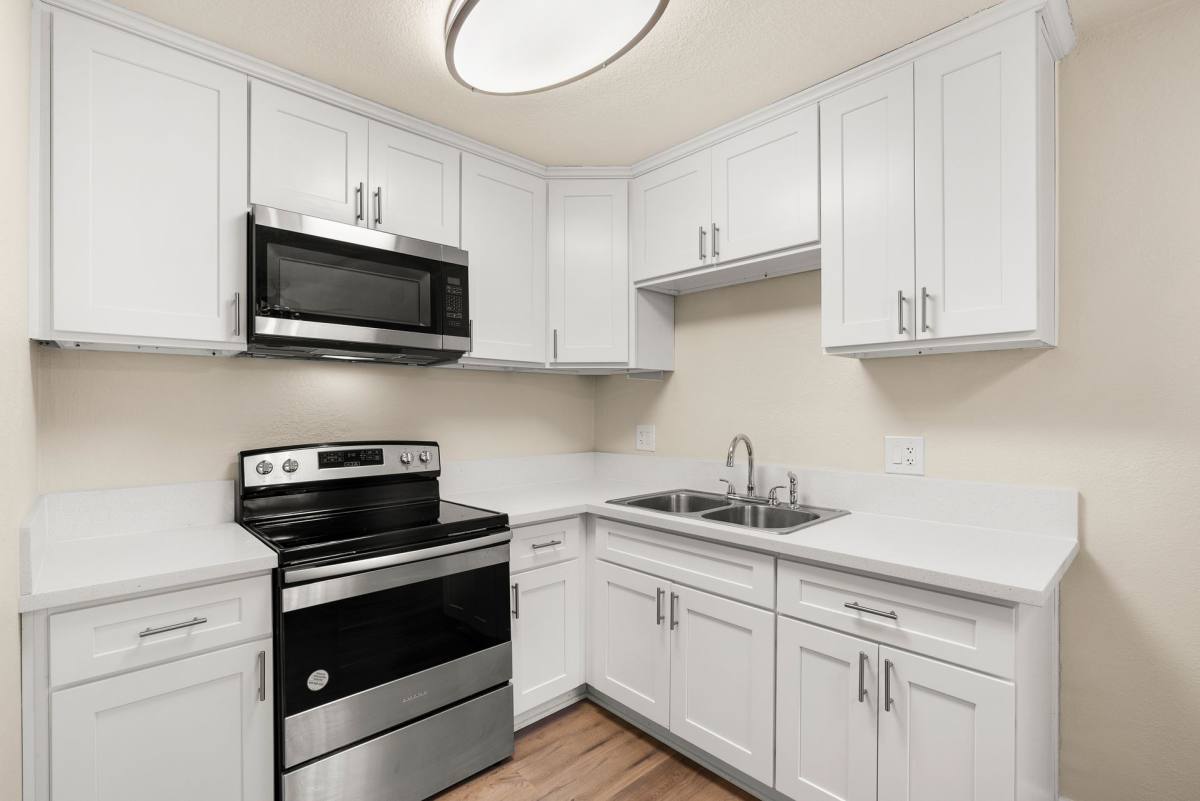 Apartment for rent at 2005 W Linden St, Riverside, CA 92507