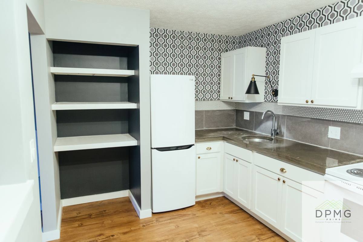 Apartment for rent at 326 E Hillsdale #10, Lansing, MI 48933
