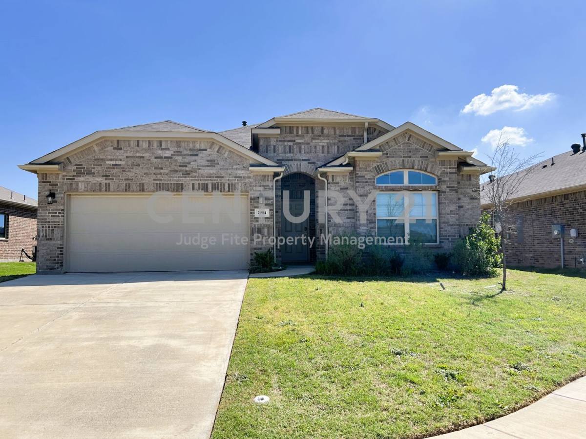House for rent at 2904 Rose Heath Lane, Fort Worth, TX 76108