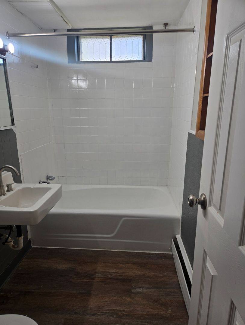 Apartment for rent at 125 W 2nd St, Newton, KS 67114
