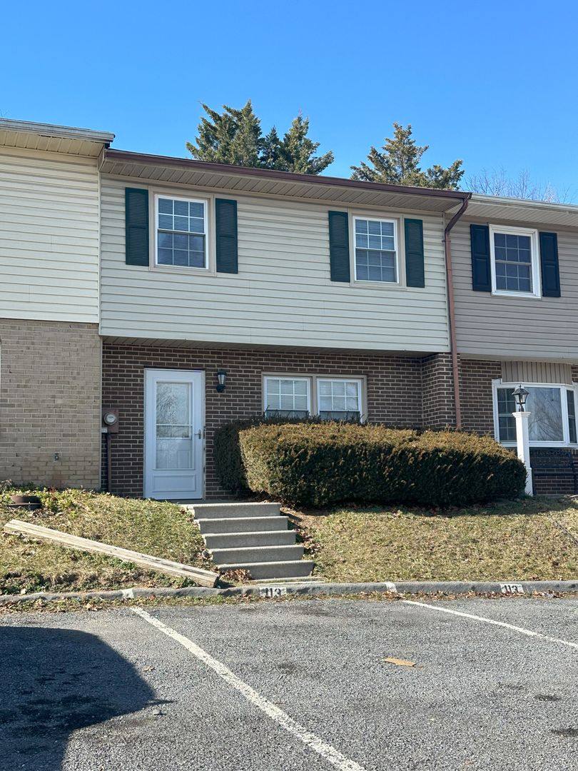 Townhouse for rent at 113 Ash Hollow Dr, Winchester, VA 22602