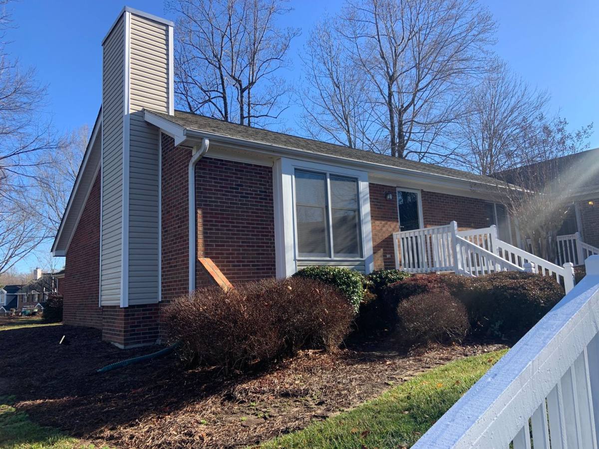 Townhouse for rent at 5125 Autumncrest Dr, Greensboro, NC 27407