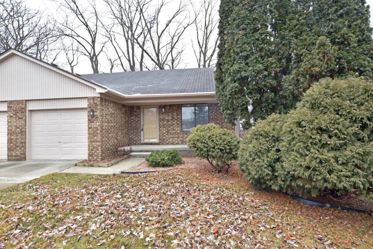 House for rent at 8816 21 Mile Rd, Utica, MI 48316