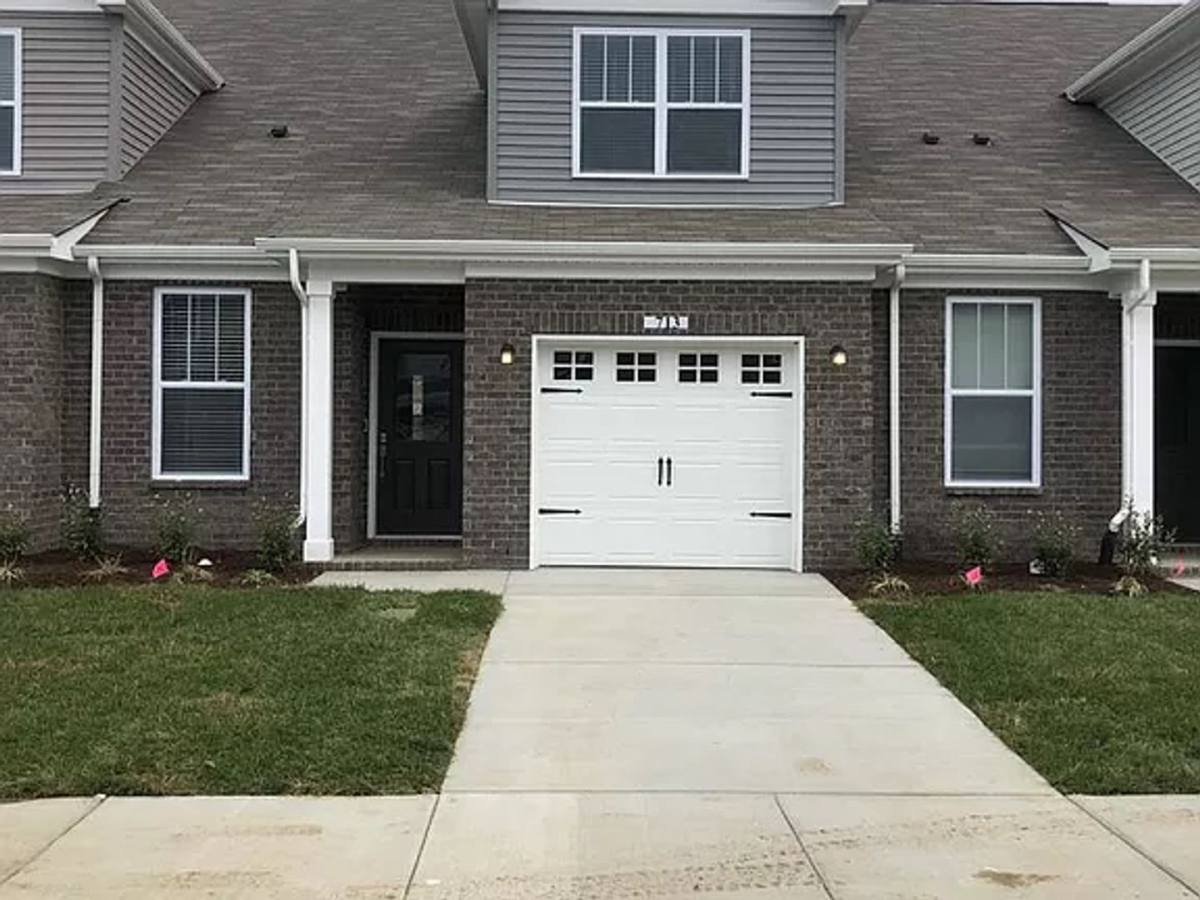 Townhouse for rent at 713 Mickelson Way, Lebanon, TN 37087