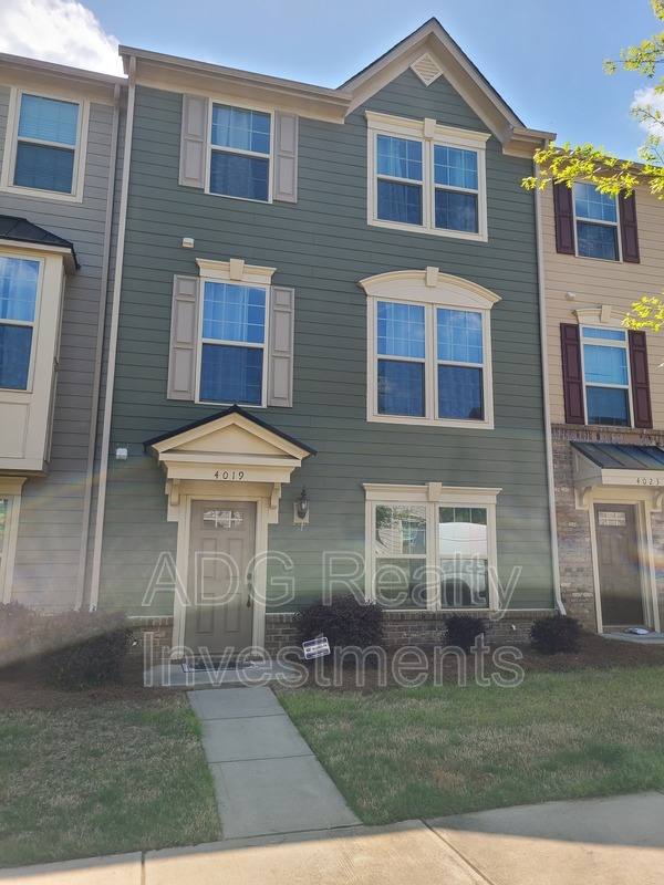 Townhouse for rent at 4019 Zilker Park Dr, Charlotte, NC 28217