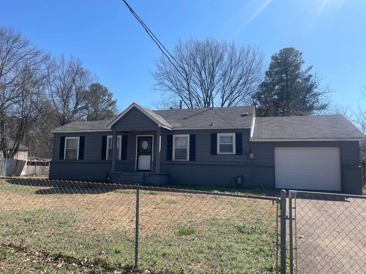 House for rent at 1231 Pera Ave, Memphis, TN 38127