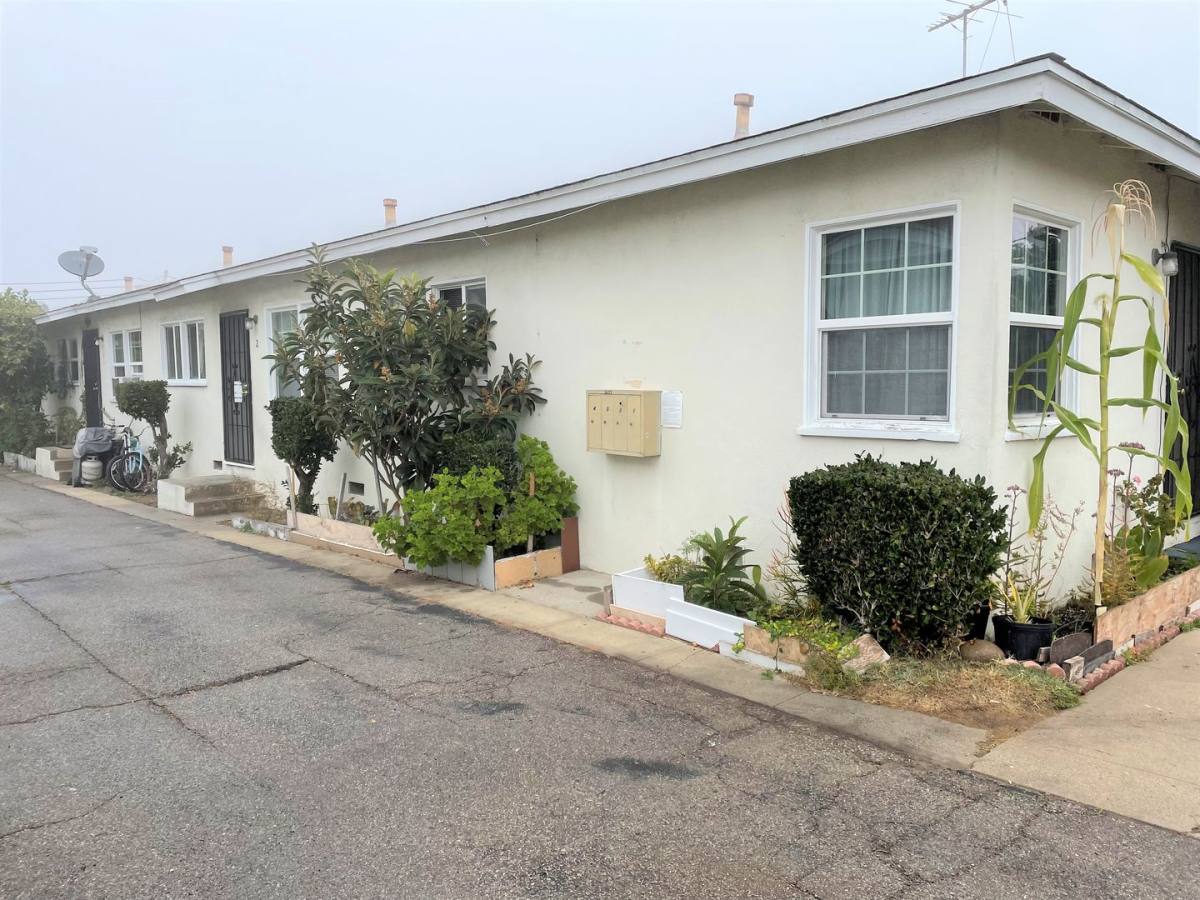 Apartment for rent at 1653 W 227th St, Torrance, CA 90501
