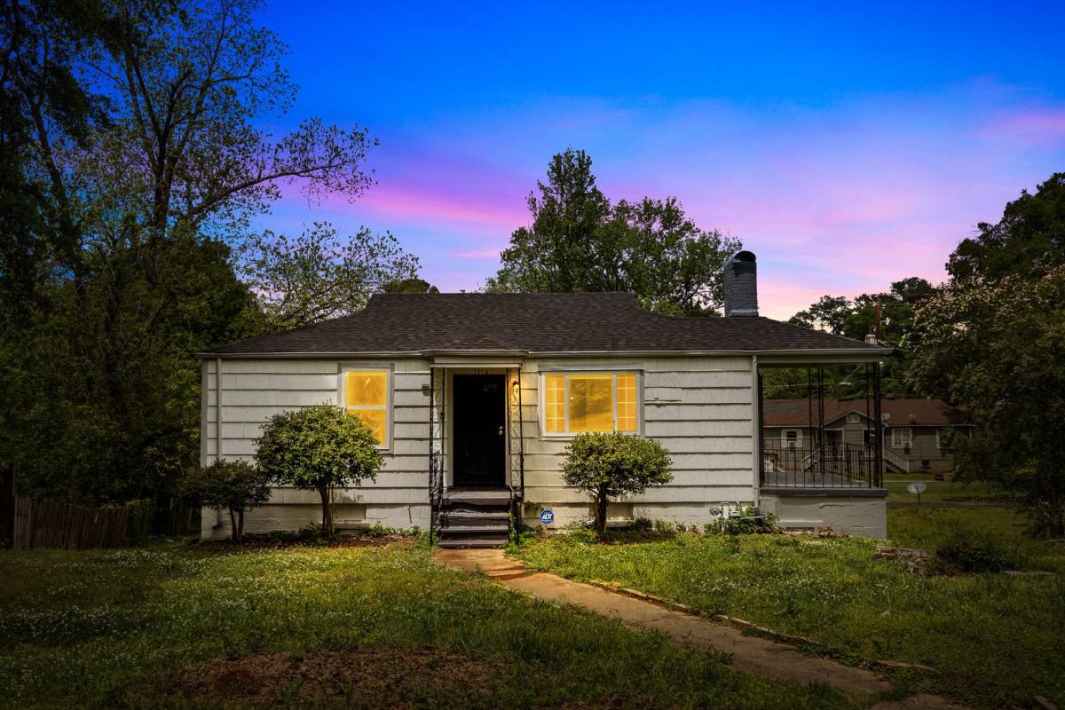 House for rent at 1304 59th St W, Birmingham, AL 35228
