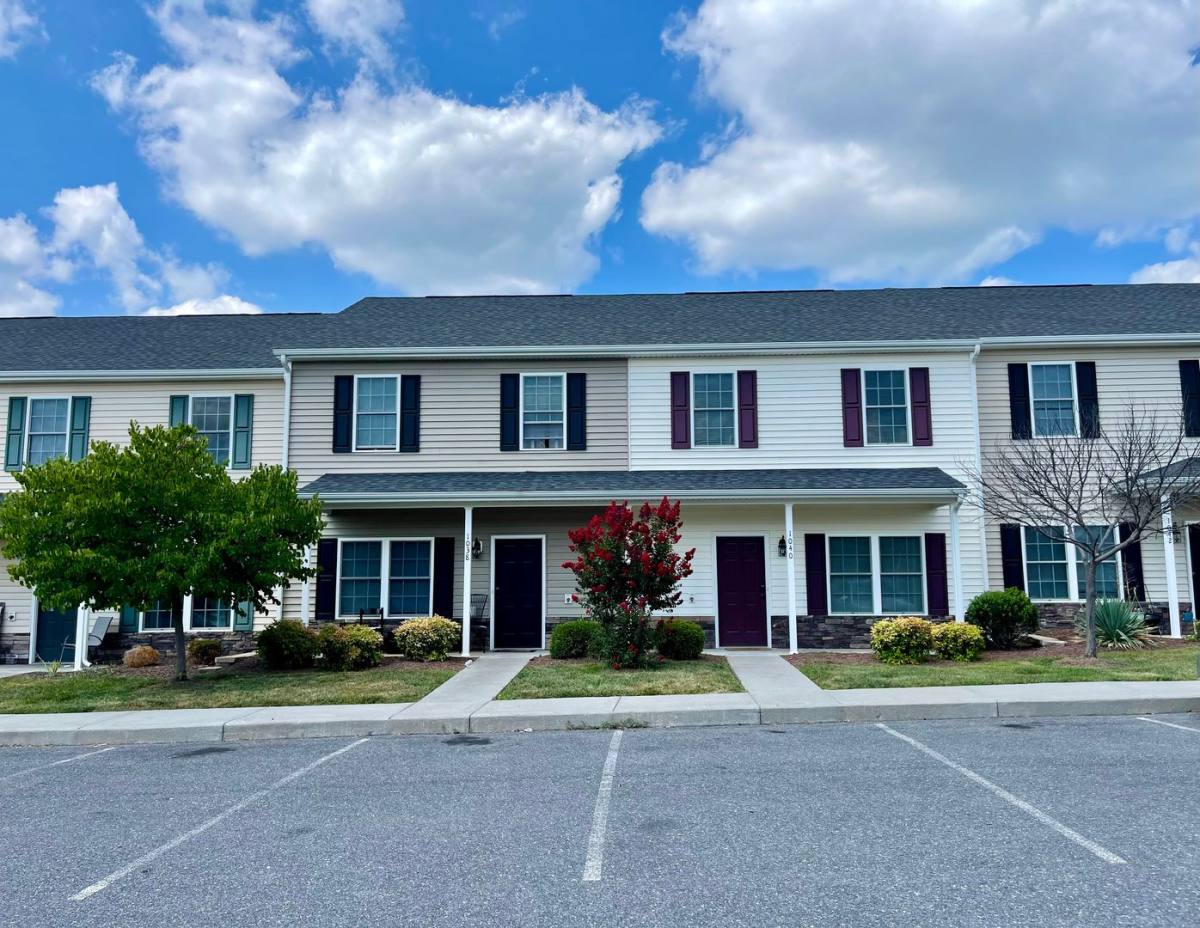Townhouse for rent at 1109 Wellington Dr, Harrisonburg, VA 22802