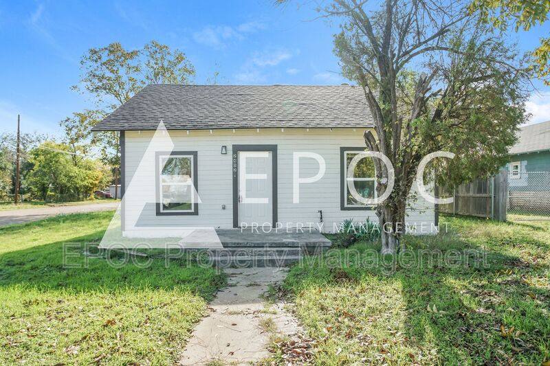 House for rent at 2402 Summer Ave, Waco, TX 76708