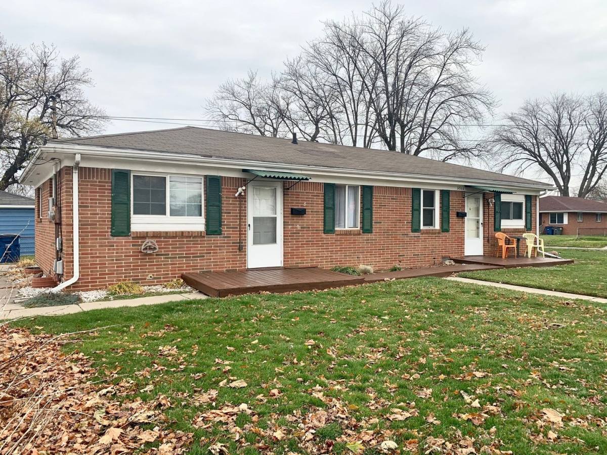 Apartment for rent at 1456 Lebanon St, Toledo, OH 43605