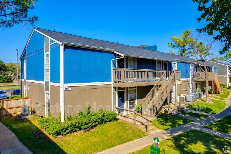 Apartment for rent at 5321 E 47th Place #5-K, Tulsa, OK 74135