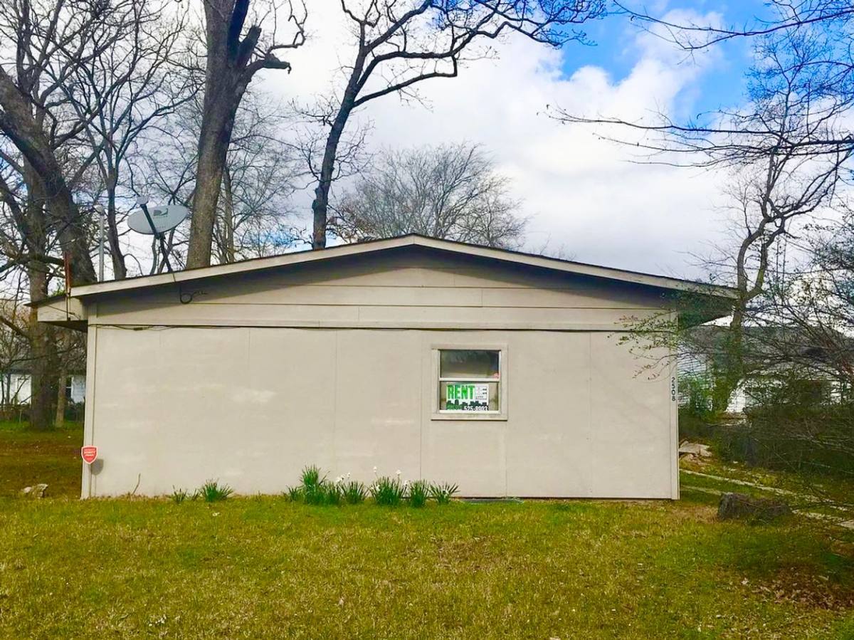 House for rent at 2508 Quinton St, Shreveport, LA 71103