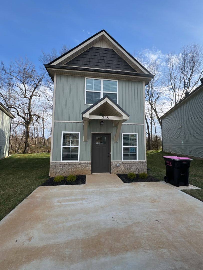 Townhouse for rent at 346 Honeycomb Court, Clarksville, TN 37040
