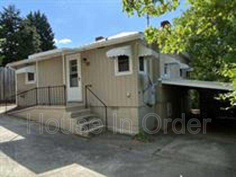 House for rent at 181 Lookout Rd, Asheville, NC 28804