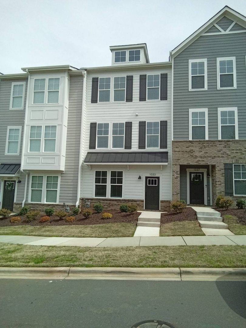 Townhouse for rent at 1033 Naples Dr, Davidson, NC 28036