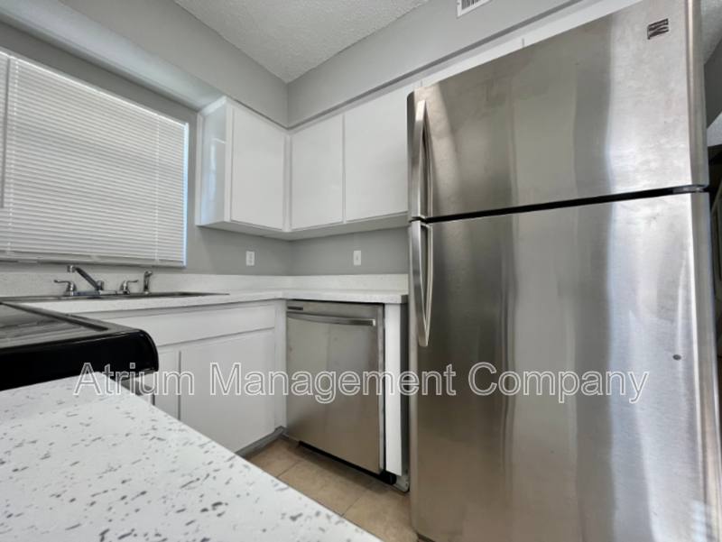 Townhouse for rent at 10234 N Ojus Dr #B, Tampa, FL 33617