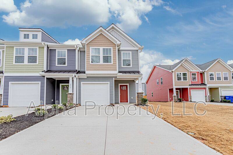 Townhouse for rent at 246 Keaton Court, Spartanburg, SC 29301