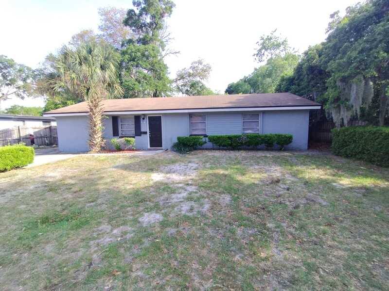 House for rent at 2518 Drake Ave, Jacksonville, FL 32218