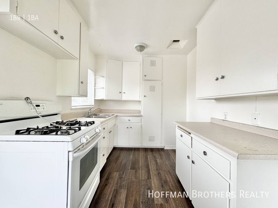 Apartment for rent at 5640 Kester Ave #1, Van Nuys, CA 91411