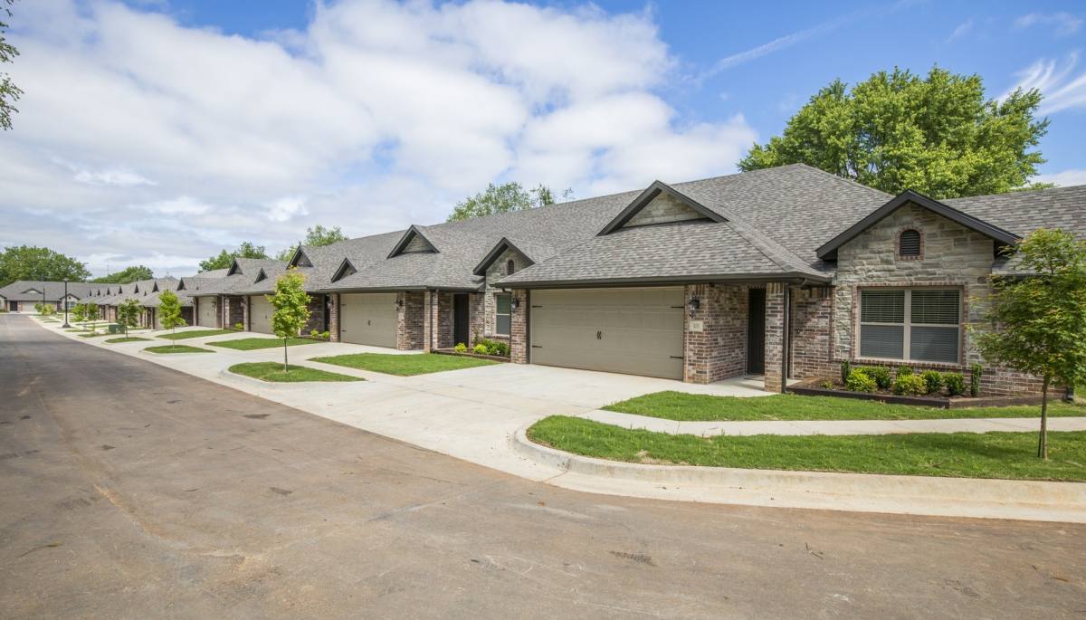 House for rent at 1700 S Dixieland, Rogers, AR 72758