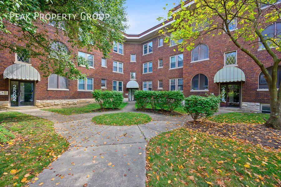 Apartment for rent at 2562 Woodburn Ave #15, Cincinnati, OH 45206