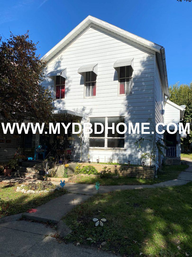 Apartment for rent at 610 W Creighton Ave, Fort Wayne, IN 46807