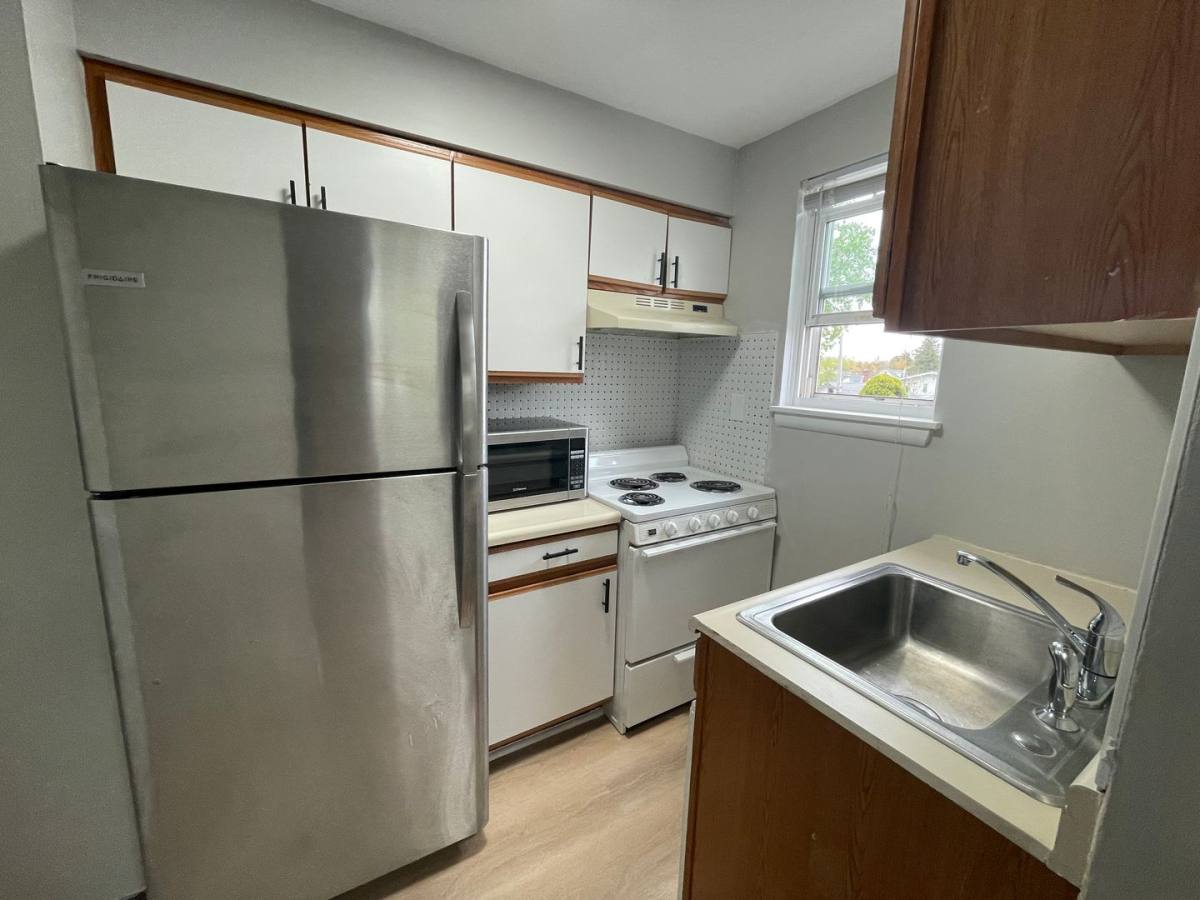 Apartment for rent at 227 S White Horse Pike, Audubon, NJ 08106