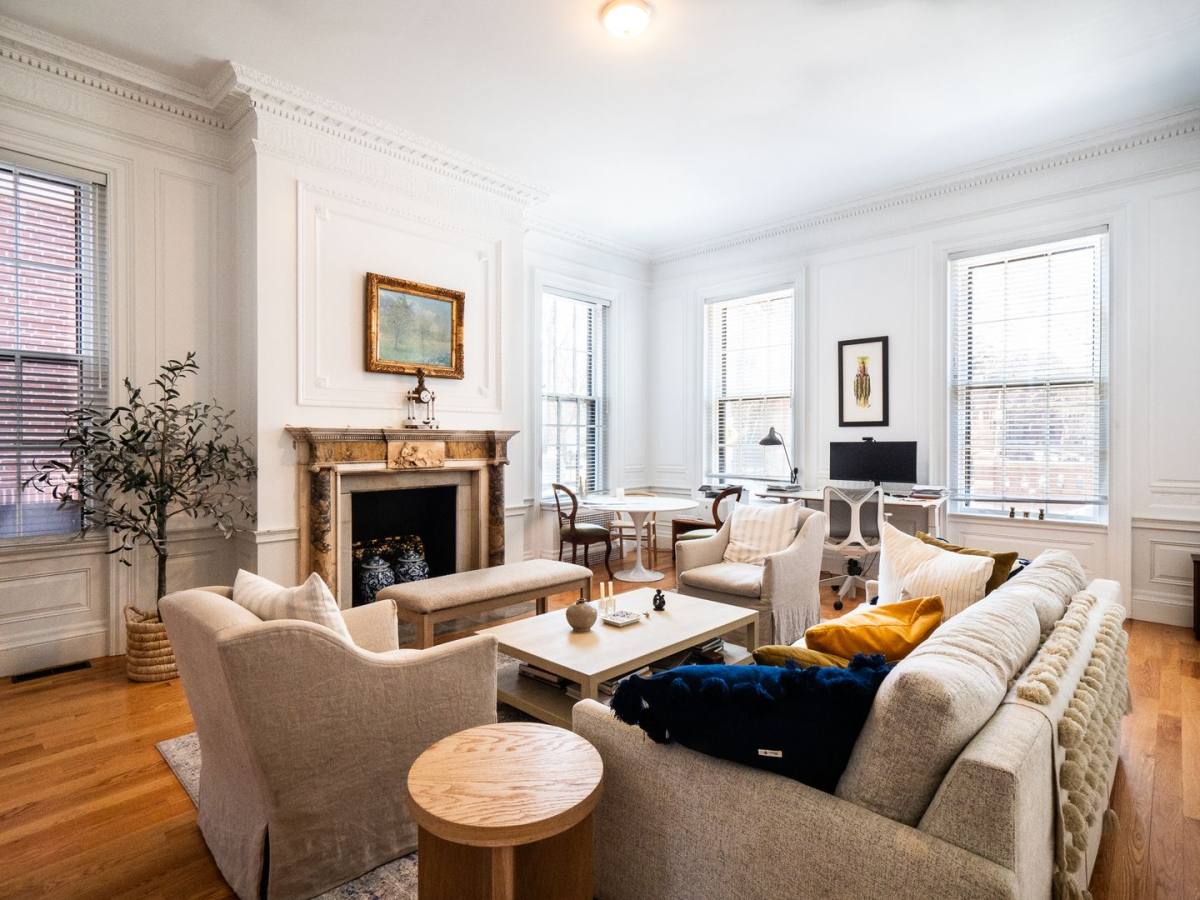 Apartment for rent at 263 Clarendon St, Boston, MA 02116