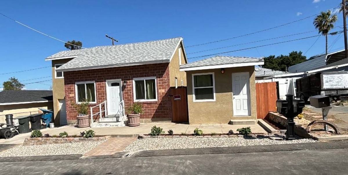 Apartment for rent at 32976 Bonnie Lea Dr, Lake Elsinore, CA 92530
