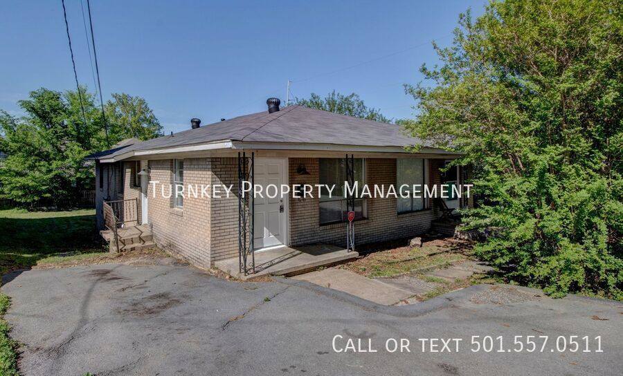 Apartment for rent at 5612 B St, Little Rock, AR 72205