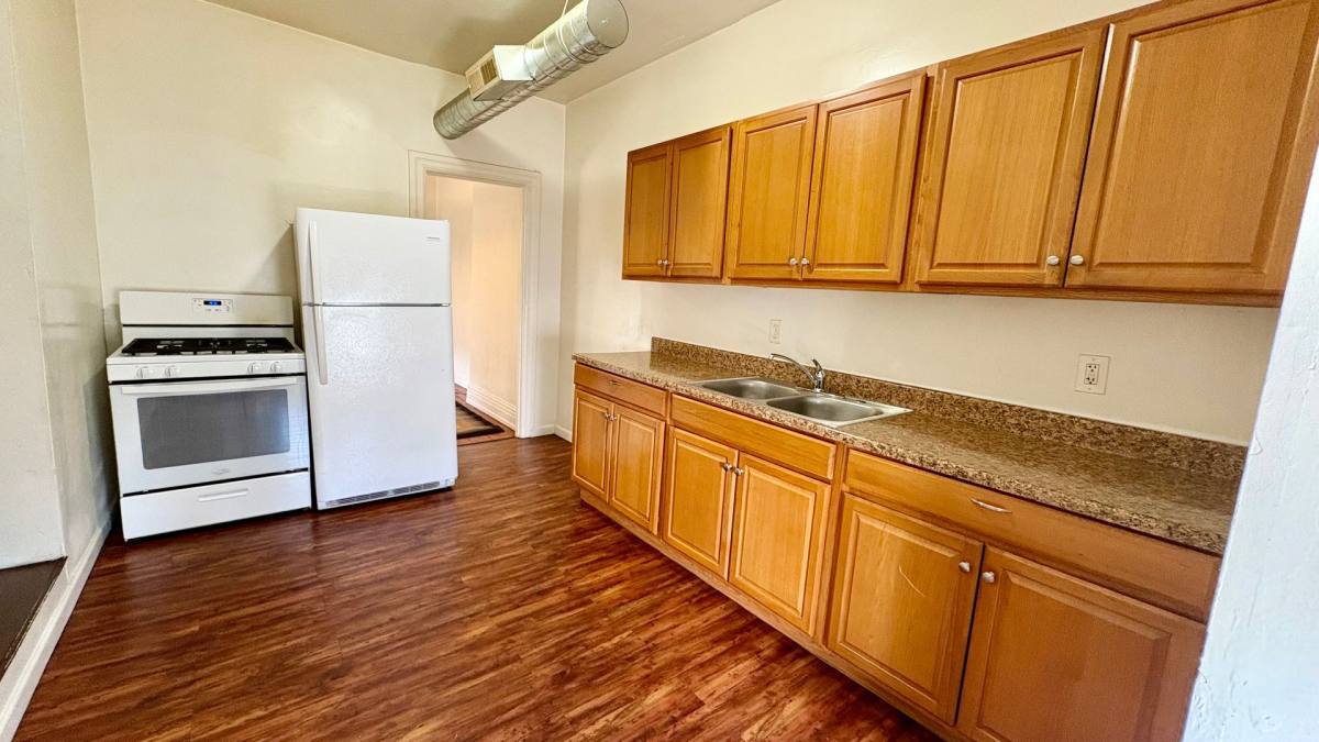 Apartment for rent at 702 W King St, York, PA 17401