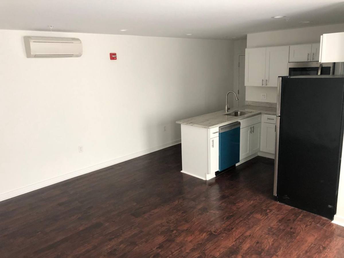 Apartment for rent at 717 Kenyon St NW, Washington, DC 20010