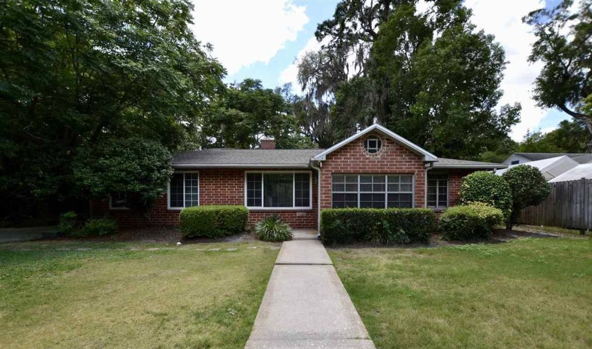 House for rent at 1601 NW 6th Ave, Gainesville, FL 32603