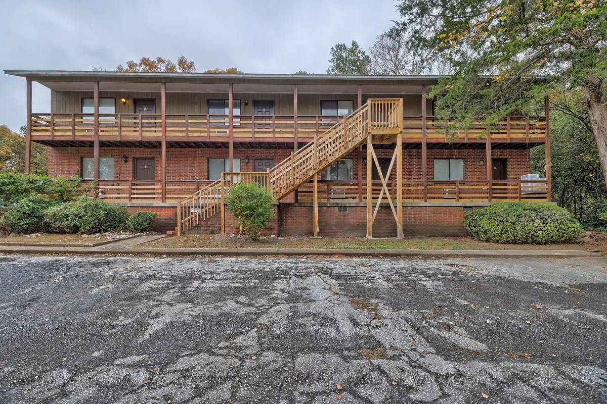 Apartment for rent at 116 Creekside Dr, Clemson, SC 29631